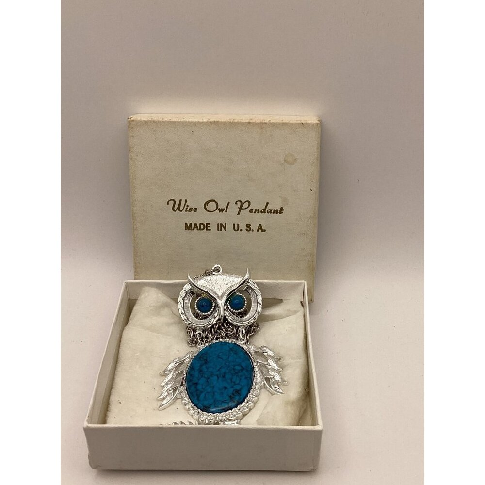 1970s Wise Owl Faux Turquoise Articulated Silver Tone Pendant Necklace-NOS MCM